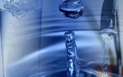 Diputado Espinosa presenta proyecto que aumenta multas a mineras por extracción ilegal de agua en un 1000 por ciento