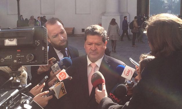 Ernesto Velasco pide al Gobierno concretar en un proyecto ideas de Comisión Bravo de pensiones