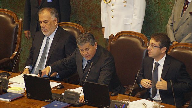 Diputado Espinosa valora aprobación de proyecto que sanciona acoso callejero: “es un paso para un cambio cultural mayor”