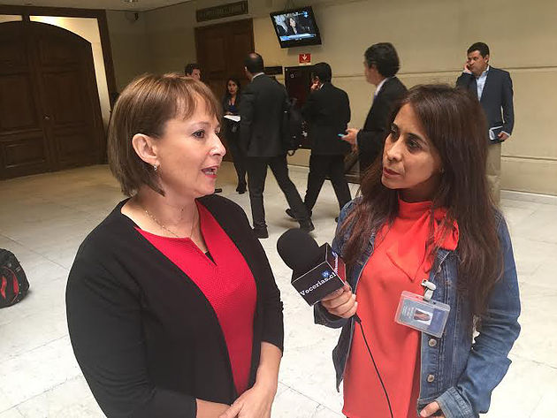 Diputada Hernando criticó al Gobierno por postergar tramitación del proyecto de Ley de Migraciones