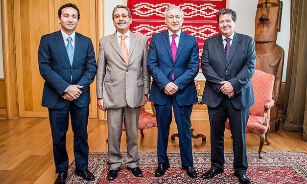 Partido Radical se reúne con Canciller Muñoz para abordar demanda boliviana y firma del TPP