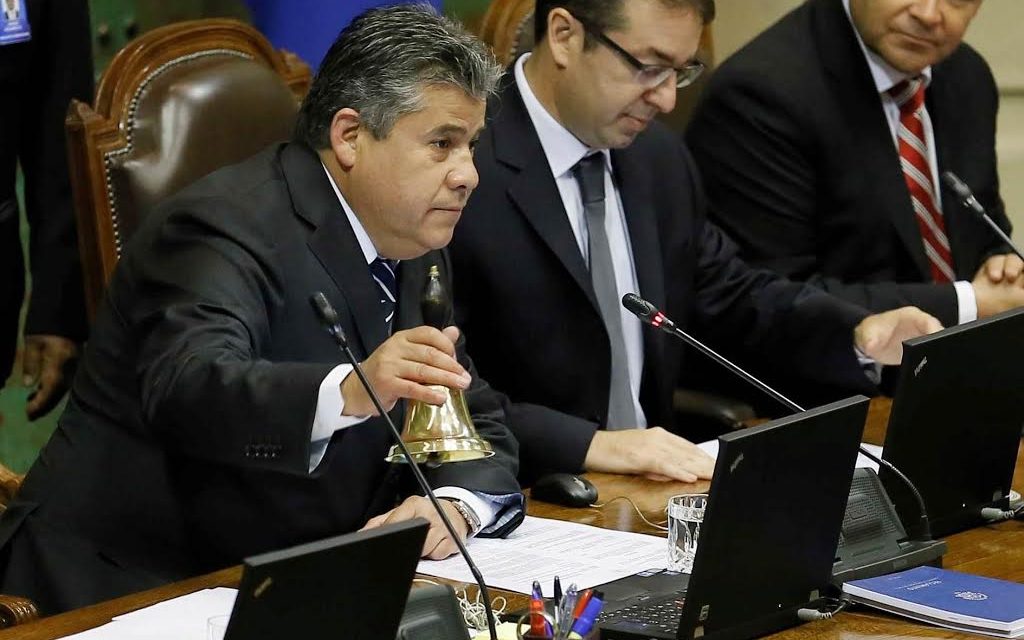 Cámara aprueba Comisión Investigadora por daño ambiental a salares y glaciares pedida por diputado Marcos Espinosa