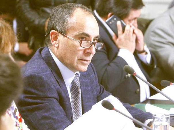 Diputado Robles: «Este año vamos a tener que legislar de nuevo con glosa la gratuidad del próximo año»