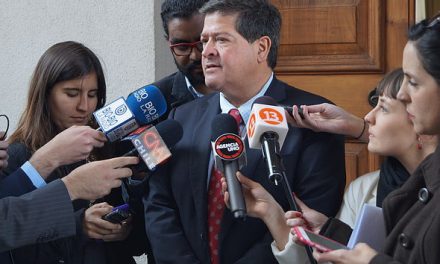 Ernesto Velasco y ley de partidos: «no resuelve todo, los políticos debemos actuar en consecuencia»