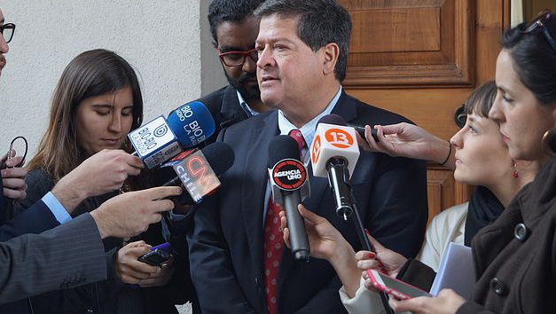 Ernesto Velasco y ley de partidos: «no resuelve todo, los políticos debemos actuar en consecuencia»