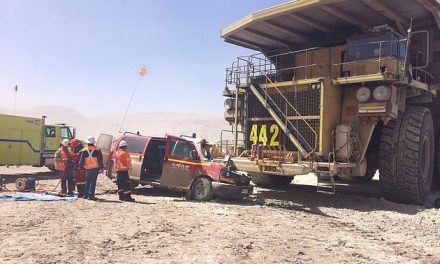 Diputado Espinosa y muertes en Chuqui: altas exigencias de mineras a trabajadores generan estrés y accidentes