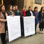 Mujeres radicales exigen a Contraloría acelerar trámite para garantizar aplicación de ley 3 causales