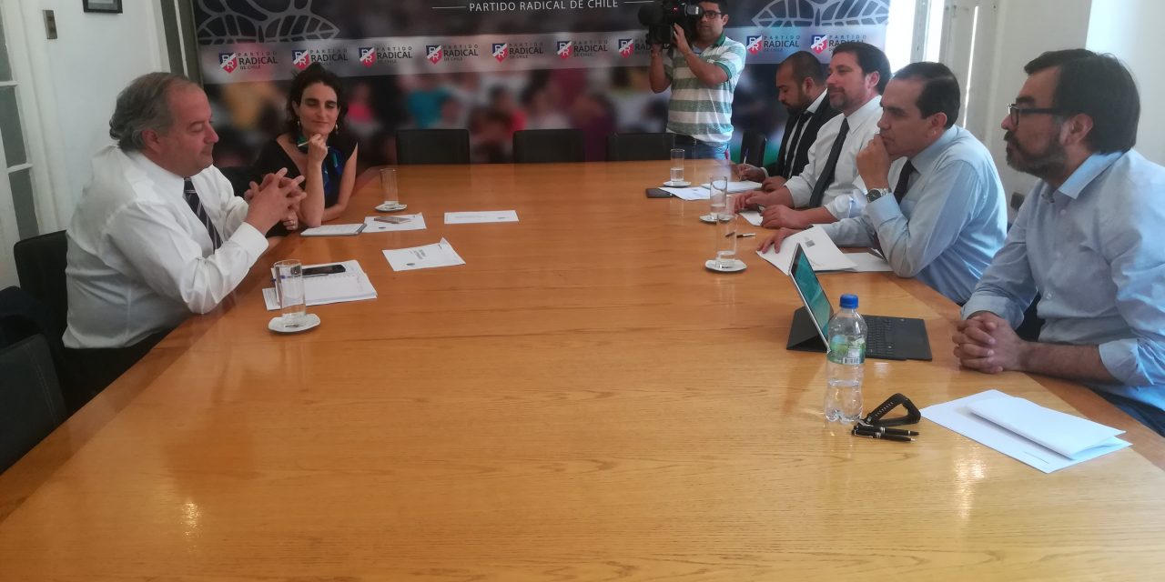 Directiva PR se reúne con ministro del Trabajo para abordar reforma Previsional