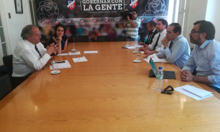 Directiva PR se reúne con ministro del Trabajo para abordar reforma Previsional